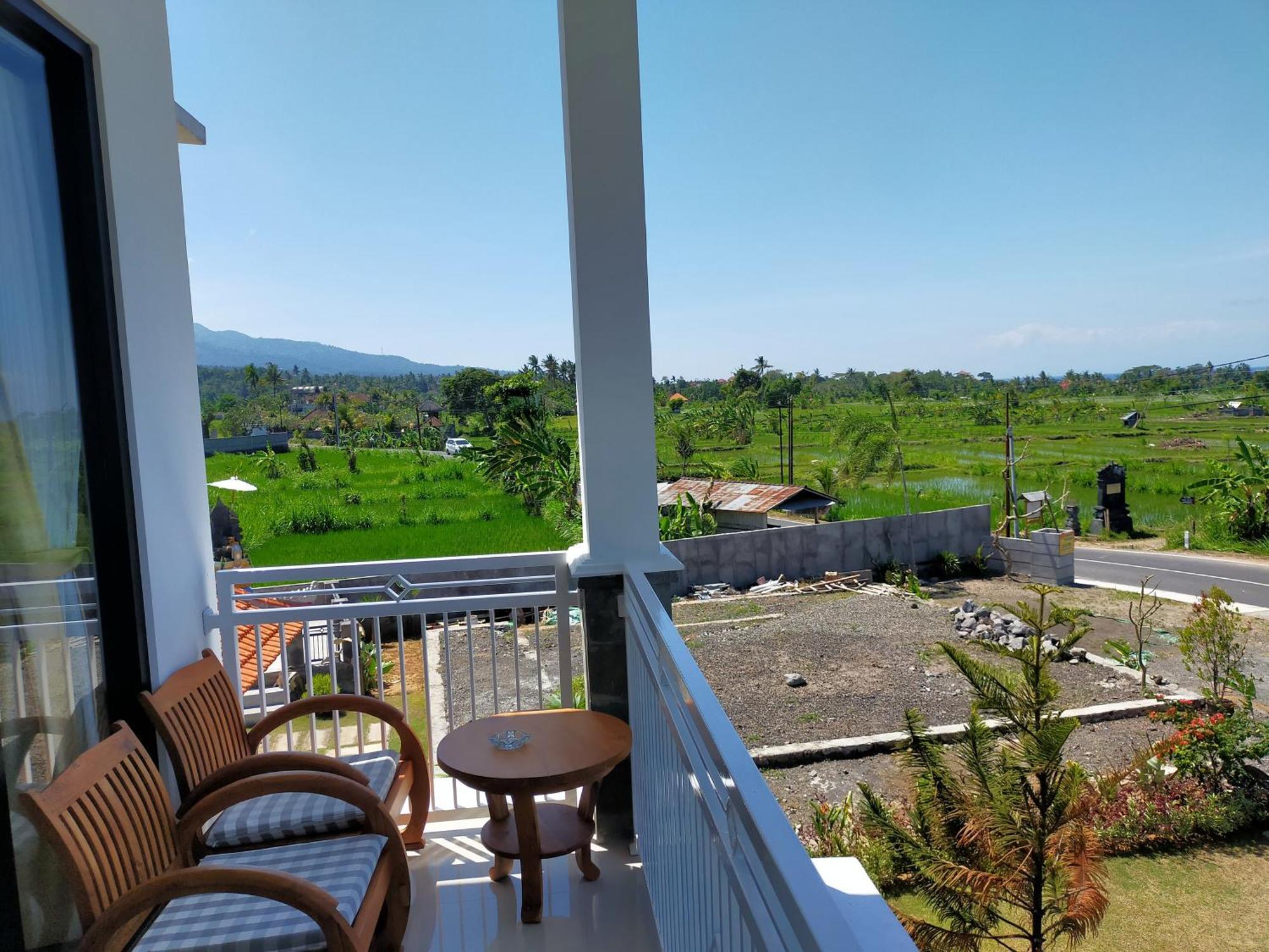 Amlapura Limun Guesthouse الغرفة الصورة